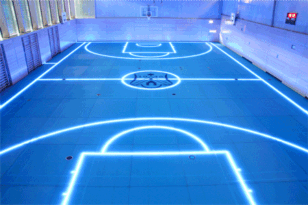 适应不同运动的体育馆玻璃地板创意设计