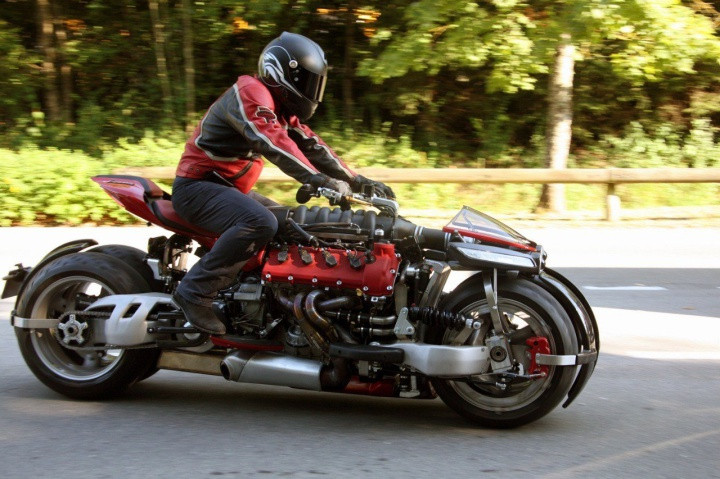 玛莎拉蒂v8引擎摩托车创意设计创意，全球仅10台470匹马力