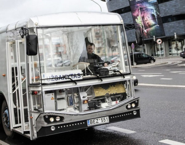 立陶宛的透明电动巴士创意设计