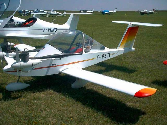 全球最轻便的私人小飞机创意，仅售10万！