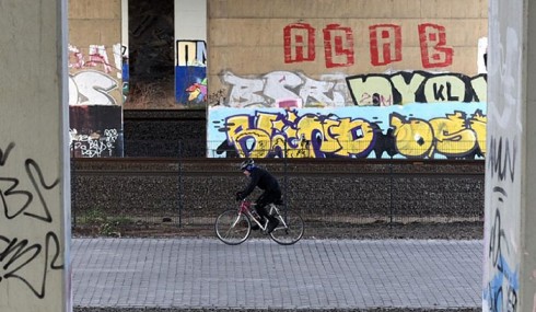 德国修建全长100公里的自行车专用公路创意设计