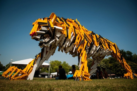 巨型木板动物雕塑创意设计