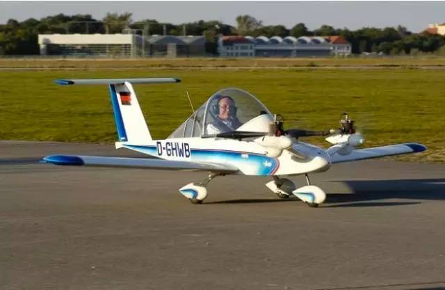 全球最轻便的私人小飞机创意，仅售10万！