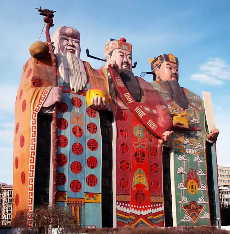 2018中国十大丑陋建筑创意设计，每年都能丑出新高度