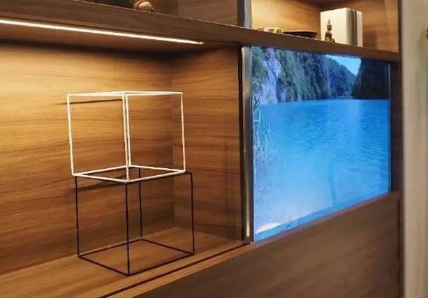 透明电视机创意，关机后就是一块玻璃