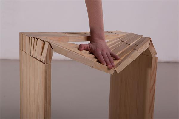 软硬兼备的木凳子创意设计